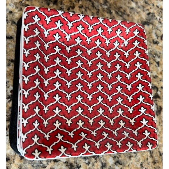 Pottery Barn Square Appetizer Plates Red Print Set Of 4 - Picture 1 of 7
